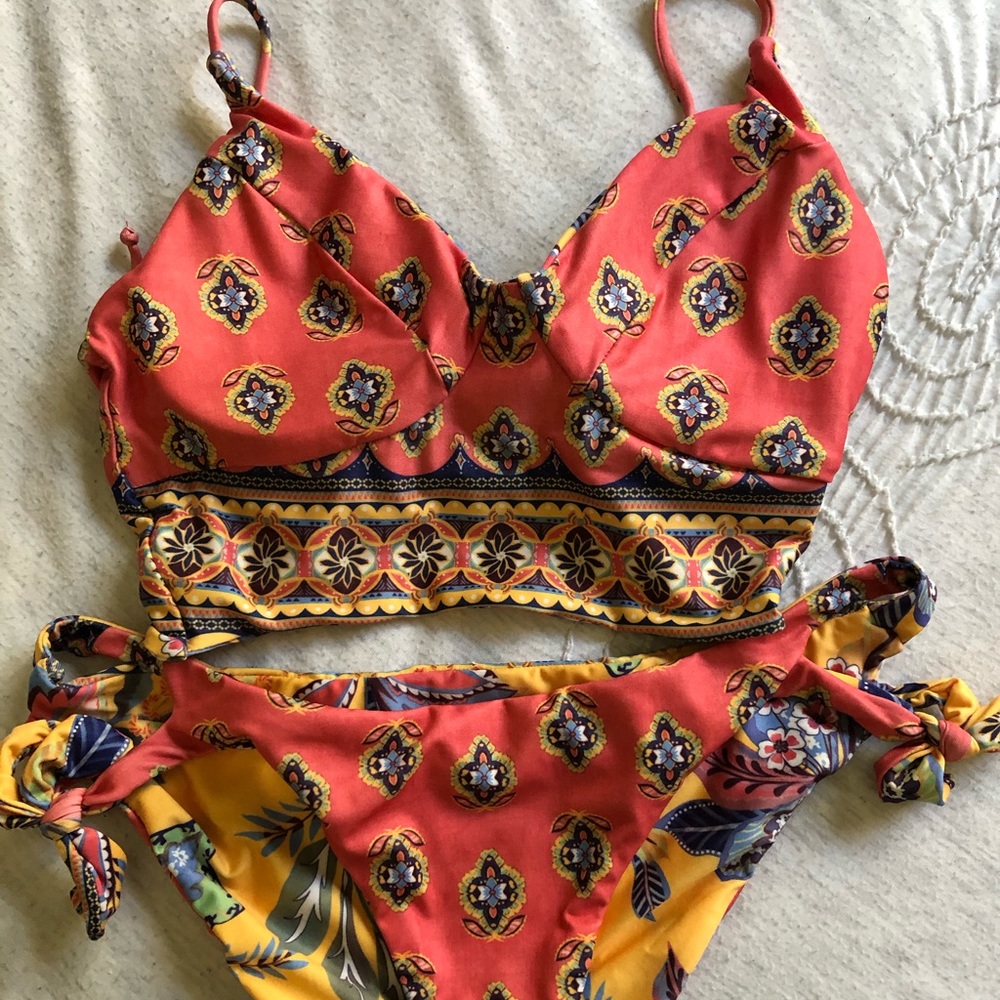 BECCA tapestry bloom bikini set